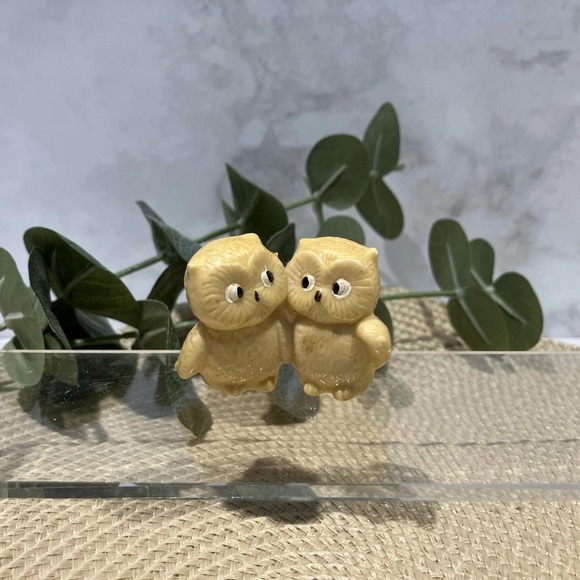 Other - Vintage Side Eye Owl Couple Hong Kong Kitsch Hard Plastic Tan Mini Owl Figurine